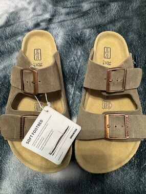 Birkenstock Soft Footbed Suede Sandals in Taupe